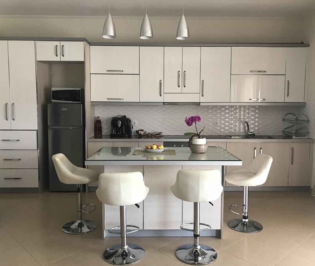 Central City Apartment Саранда Екстер'єр фото
